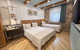 Qara Otel